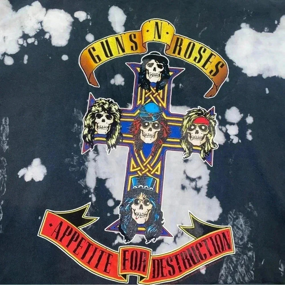 VINTAGE Distressed Guns N’ Roses Tee Shirt Size X Large - Picture 1 of 6